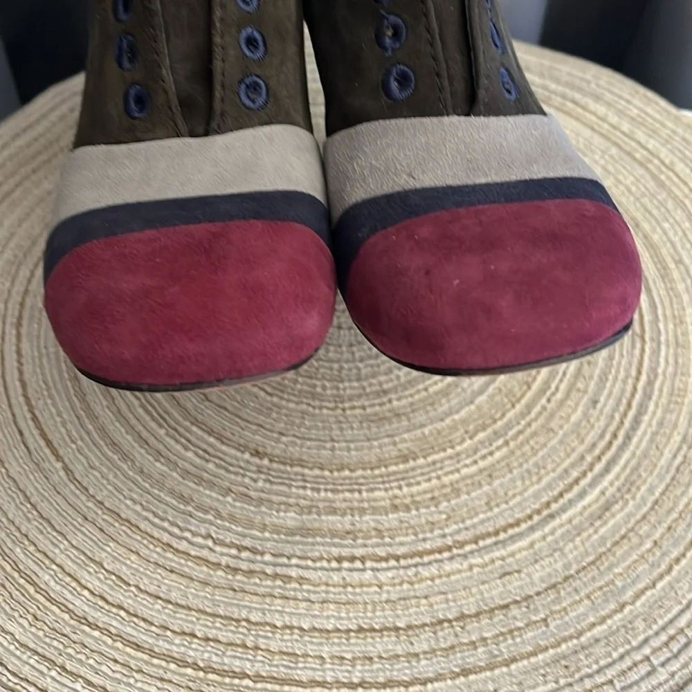 Tory Burch‎ Suede leather colorblock pattern pumps heels sz 6